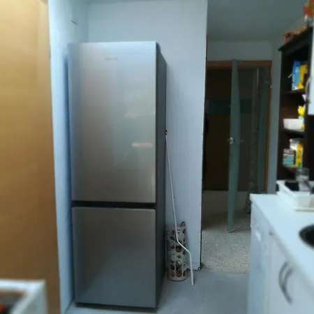 Bett 4 Im Maenner-4-bettzimmer Nur Maenner Only Men Solo Hombres אכסניה Mogán